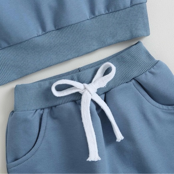 Matching Set - Picture 4 of 6